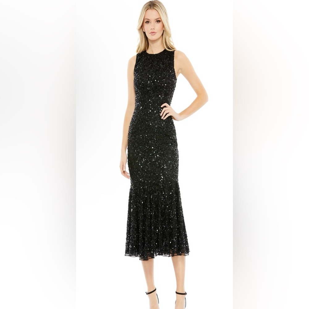 Mac Duggal Black Sequin High Neck Flare Dress. Size 4. NWT.